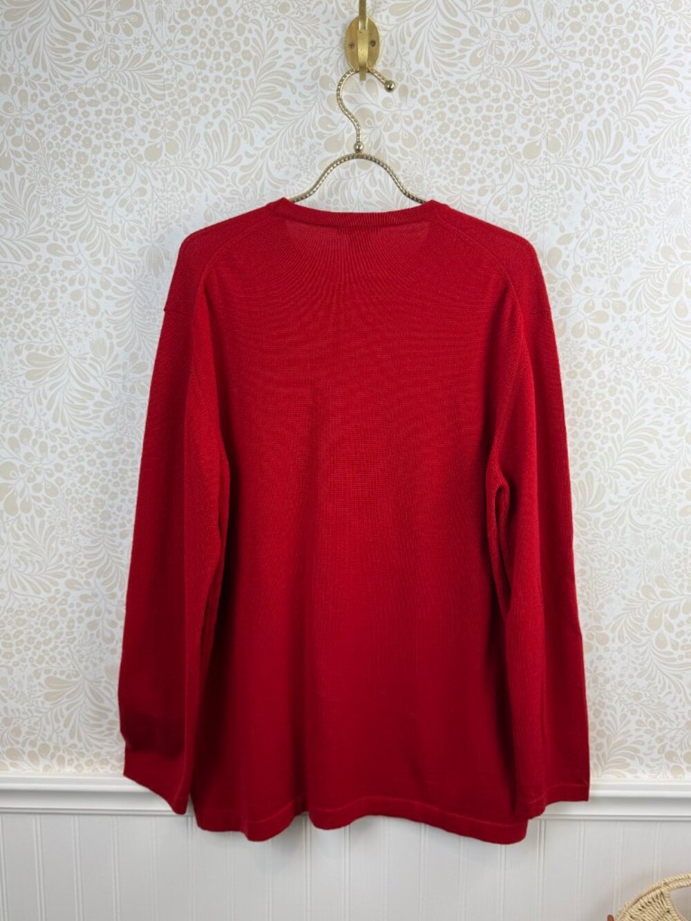 Henri Bendel Men's Classics Red 100% Merino Wool Crew Sweater – Size - Medium - Picture 2 of 6